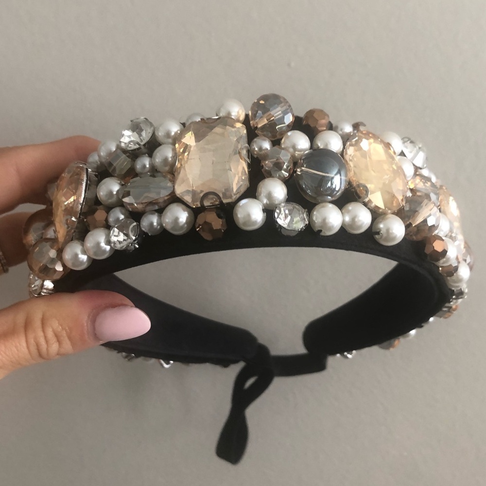 Vintage style jewelled headband